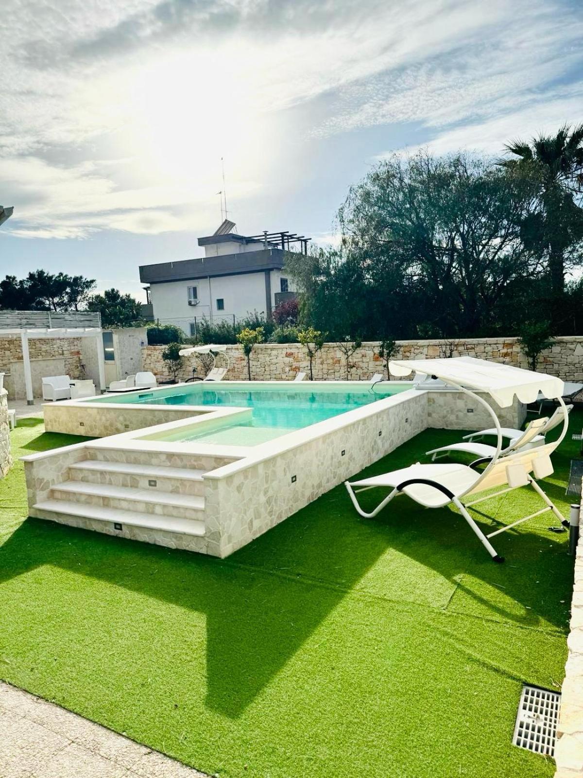 バーリ Casa Al Mare Luxury Bed & Breakfast エクステリア 写真