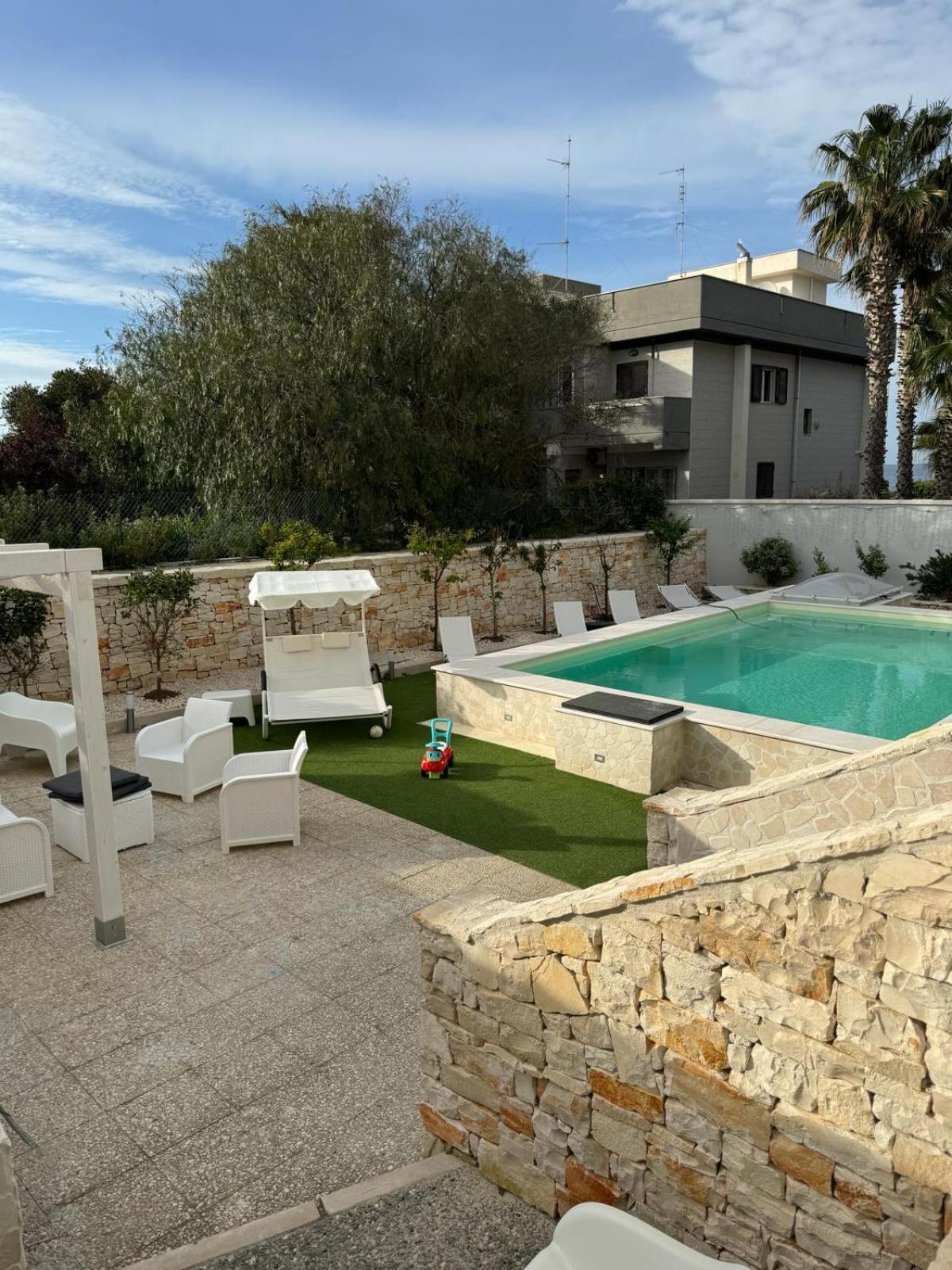 バーリ Casa Al Mare Luxury Bed & Breakfast エクステリア 写真