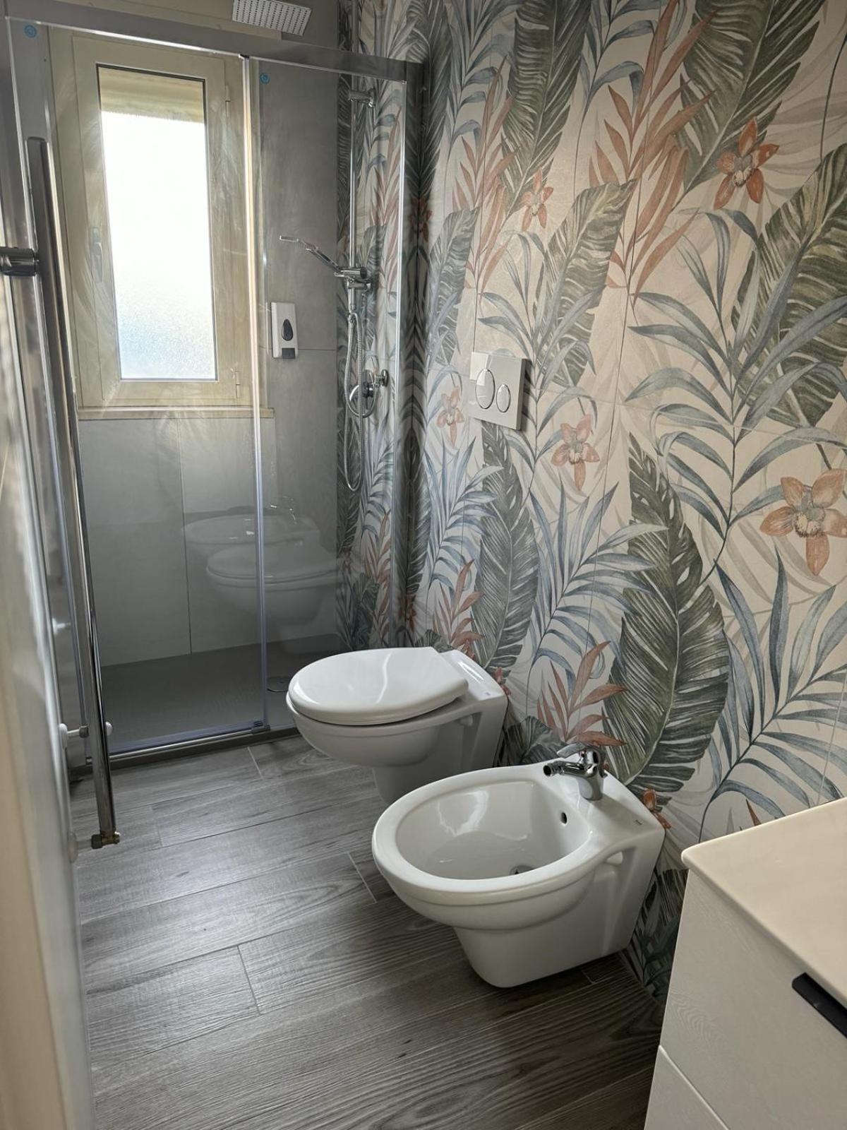 バーリ Casa Al Mare Luxury Bed & Breakfast エクステリア 写真