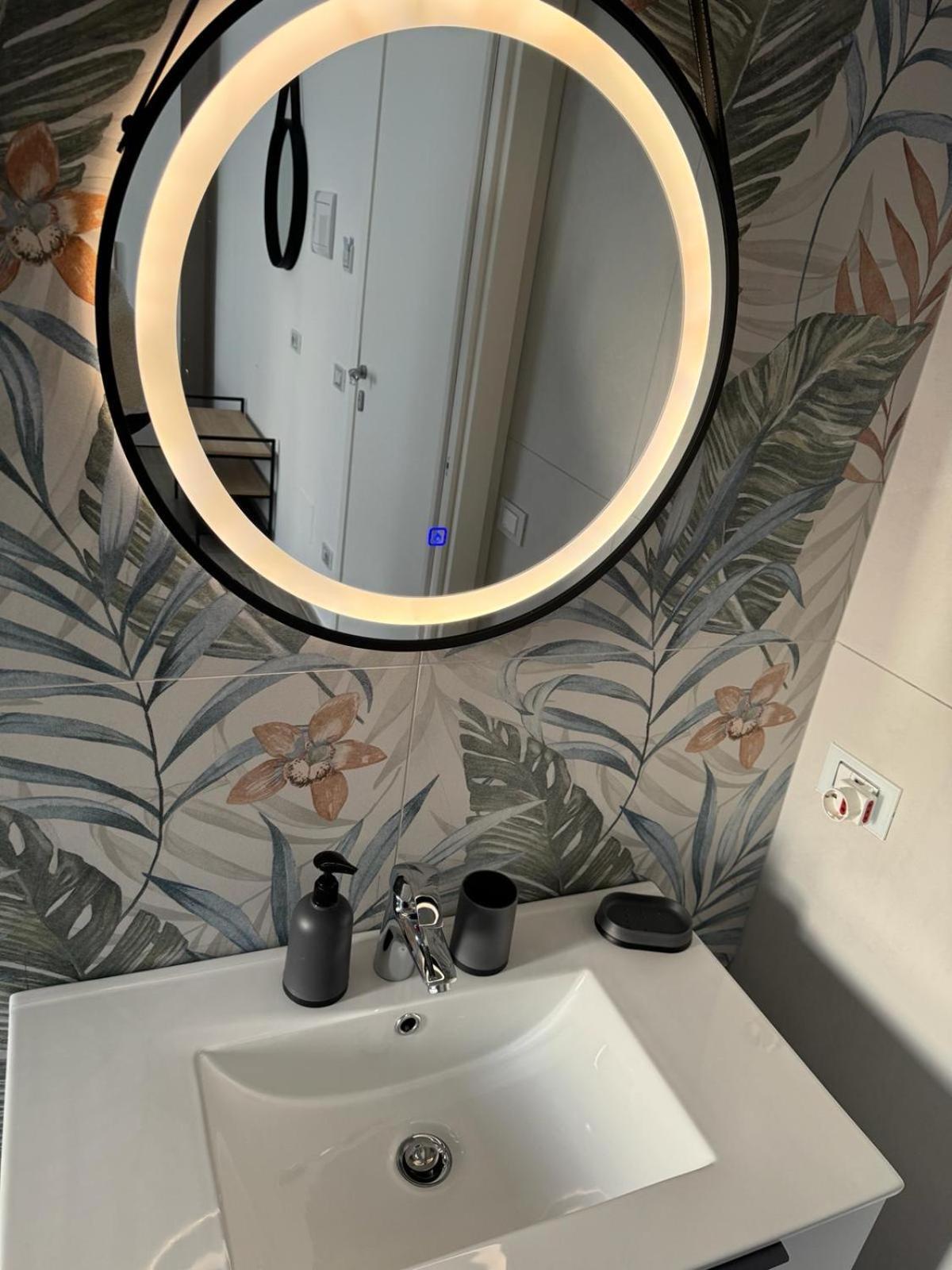 バーリ Casa Al Mare Luxury Bed & Breakfast エクステリア 写真