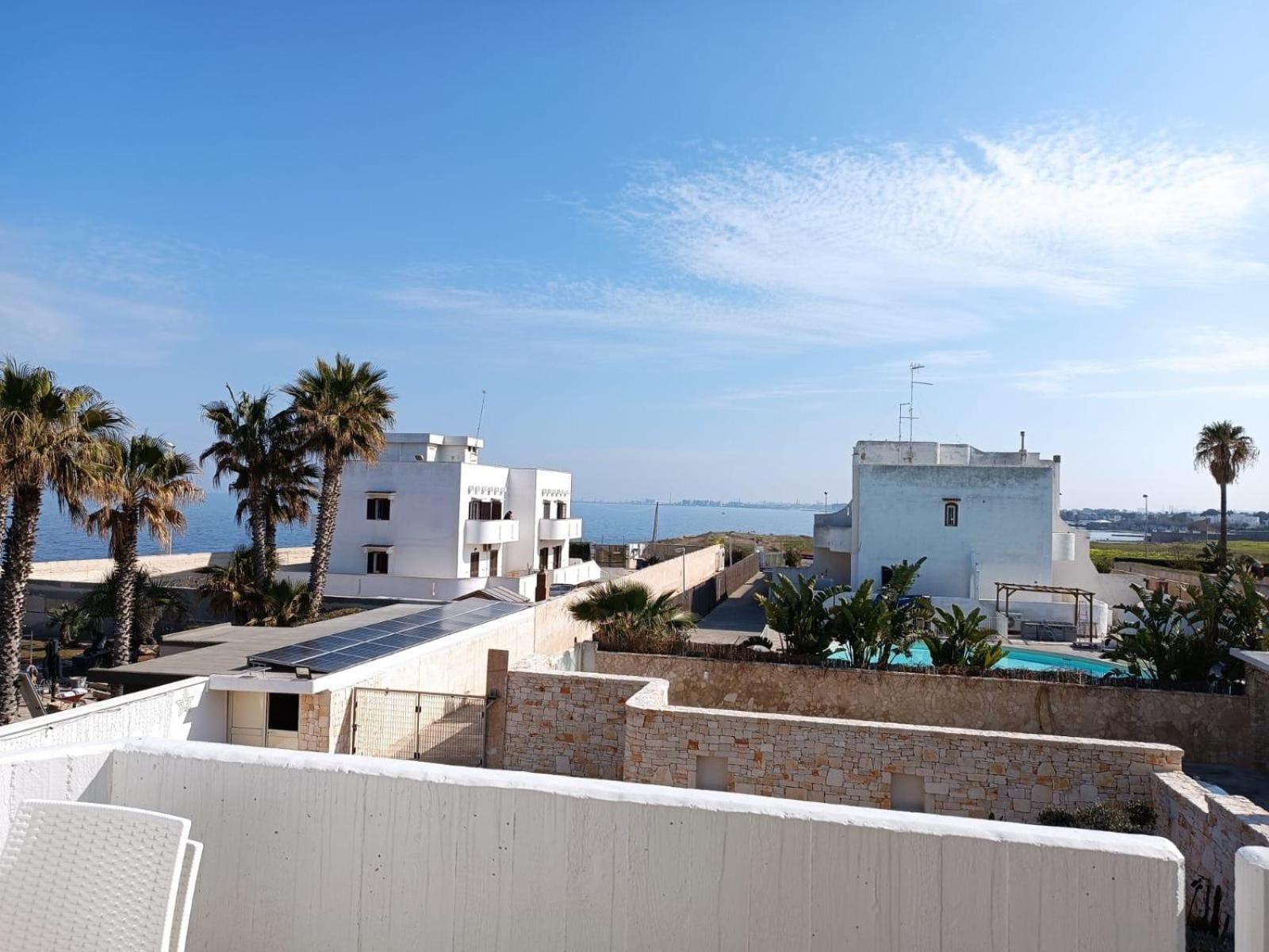 バーリ Casa Al Mare Luxury Bed & Breakfast エクステリア 写真